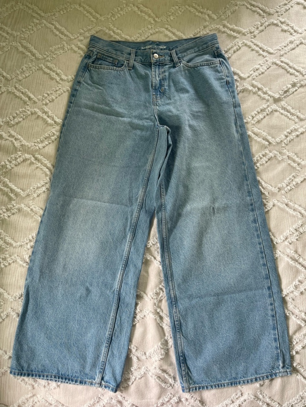 Old Navy Mid-Rise Wow Baggy Wide Leg Jeans